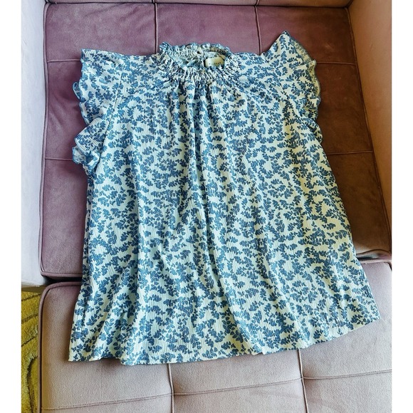 Melloday Short Sleeve Top Size Large Blue Floral  Ruffle Neck - Picture 10 of 11